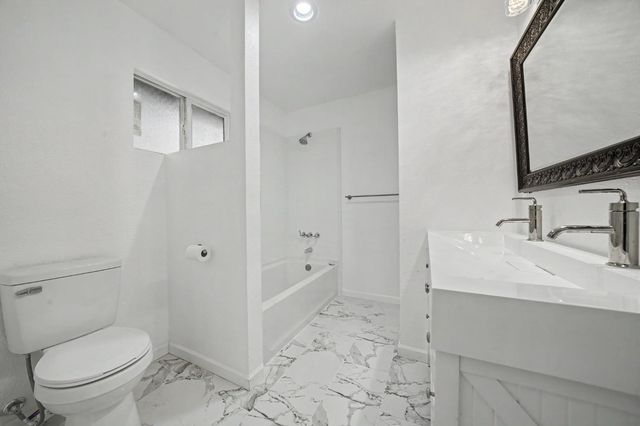 25865 Creekside Dr, Pioneer, CA 95666