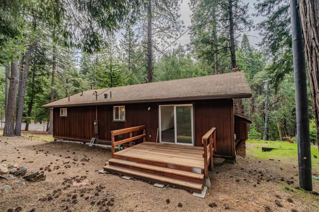 25865 Creekside Dr, Pioneer, CA 95666