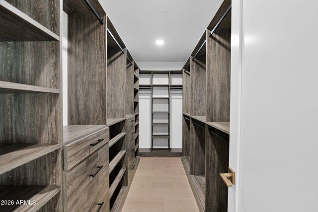 7506 E WOODSAGE Lane, Scottsdale, AZ 85258