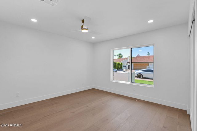 7506 E WOODSAGE Lane, Scottsdale, AZ 85258