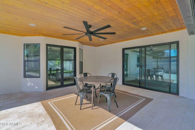 7506 E WOODSAGE Lane, Scottsdale, AZ 85258