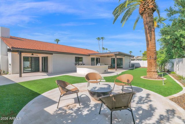 7506 E WOODSAGE Lane, Scottsdale, AZ 85258