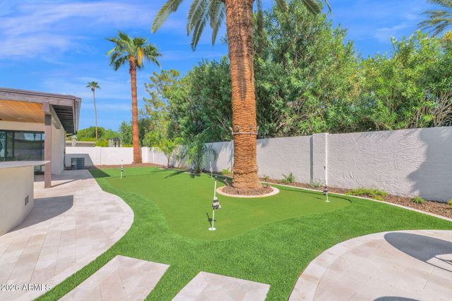 7506 E WOODSAGE Lane, Scottsdale, AZ 85258