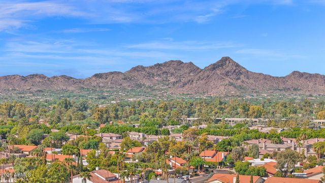 7506 E WOODSAGE Lane, Scottsdale, AZ 85258