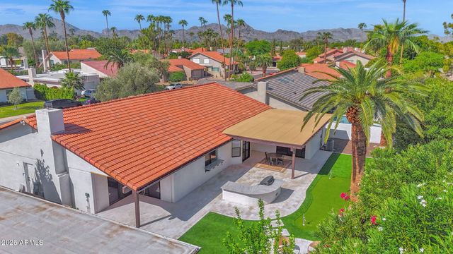 7506 E WOODSAGE Lane, Scottsdale, AZ 85258