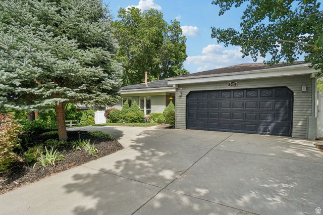 2451 E MURRAY HOLLADAY RD, Holladay, UT 84117