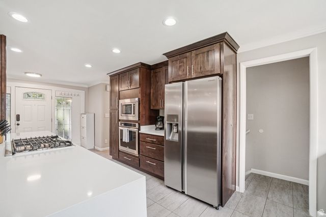 2451 E MURRAY HOLLADAY RD, Holladay, UT 84117