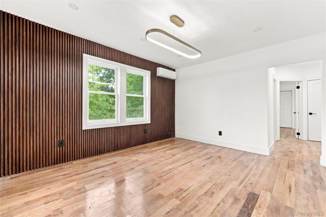 228-18 139th Avenue, Laurelton, NY 11413