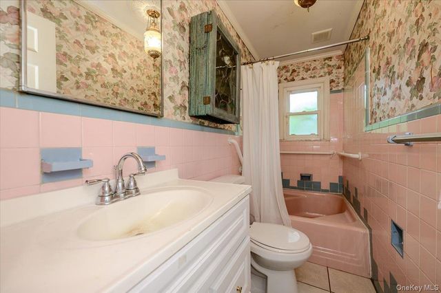 1632 Park Street, Atlantic Beach, NY 11509