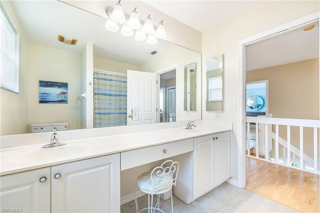 11117 Lakeland CIR, Fort Myers, FL 33913