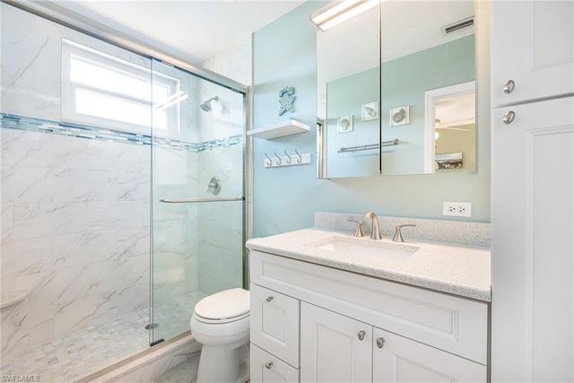 11117 Lakeland CIR, Fort Myers, FL 33913