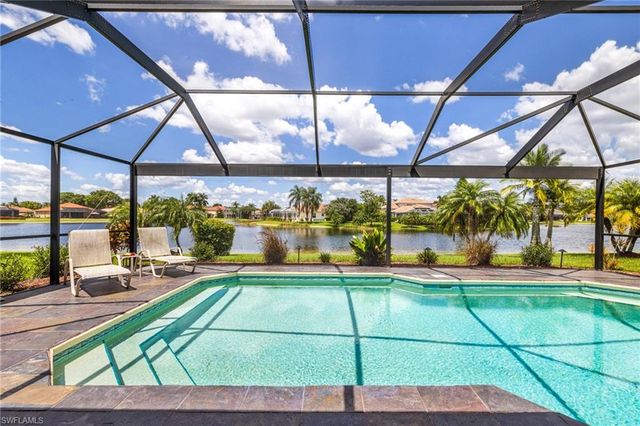 11117 Lakeland CIR, Fort Myers, FL 33913