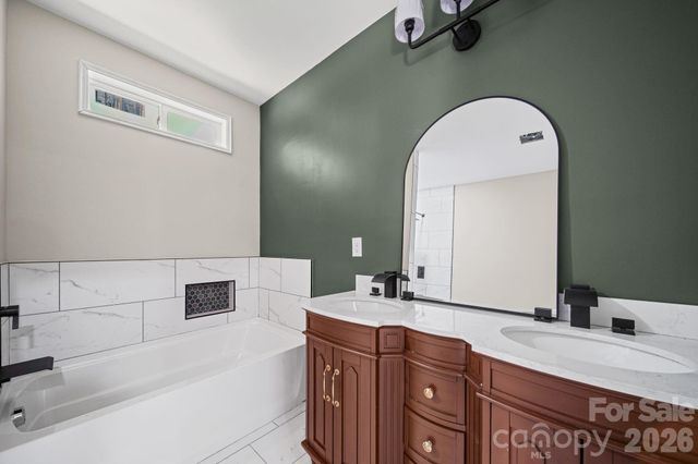 908 S Jackson Street, Salisbury, NC 28144