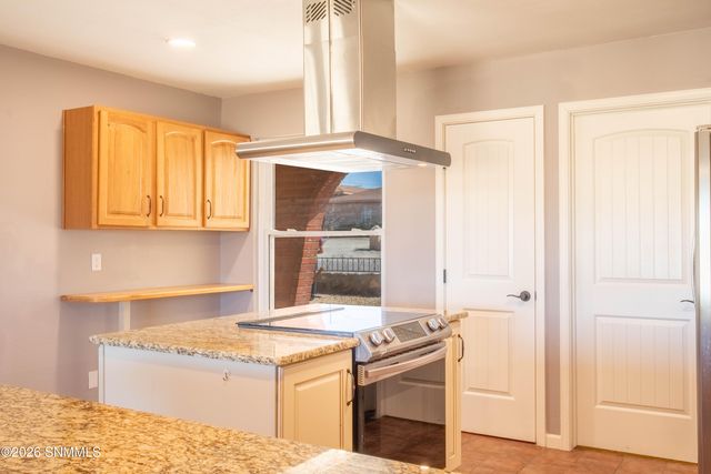 3909 N Lilac Drive, Las Cruces, NM 88005