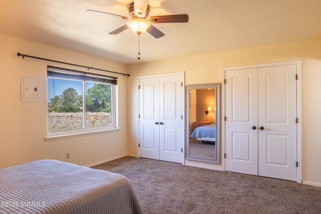 3909 N Lilac Drive, Las Cruces, NM 88005