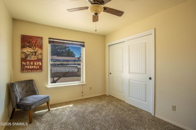 3909 N Lilac Drive, Las Cruces, NM 88005