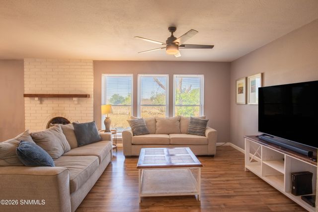 3909 N Lilac Drive, Las Cruces, NM 88005