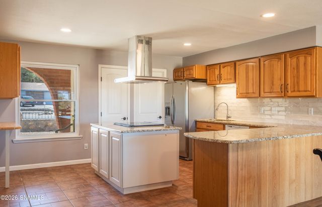 3909 N Lilac Drive, Las Cruces, NM 88005