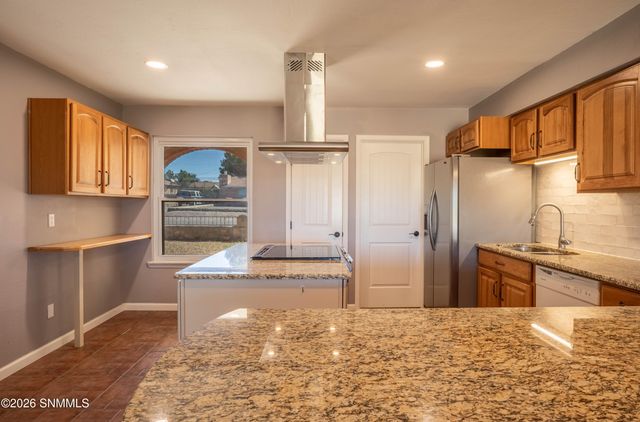 3909 N Lilac Drive, Las Cruces, NM 88005