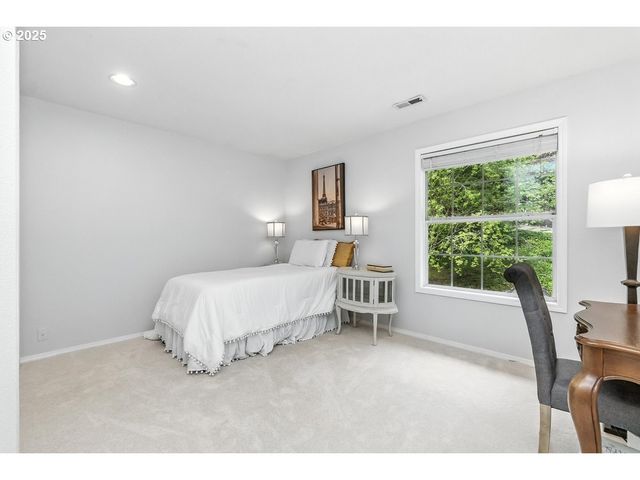 15730 Sw BOBWHITE Cir, Beaverton, OR 97007