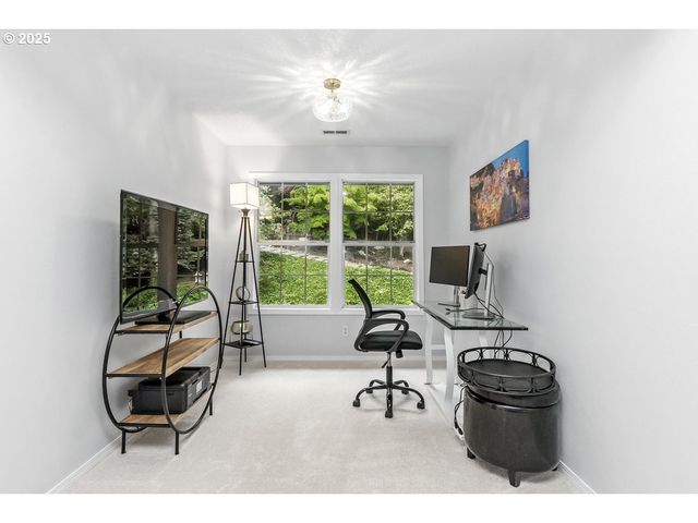 15730 Sw BOBWHITE Cir, Beaverton, OR 97007