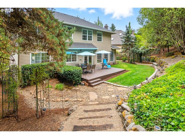 15730 Sw BOBWHITE Cir, Beaverton, OR 97007