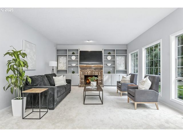 15730 Sw BOBWHITE Cir, Beaverton, OR 97007