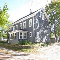 27 Douglas Street 2, Uxbridge, MA 01569