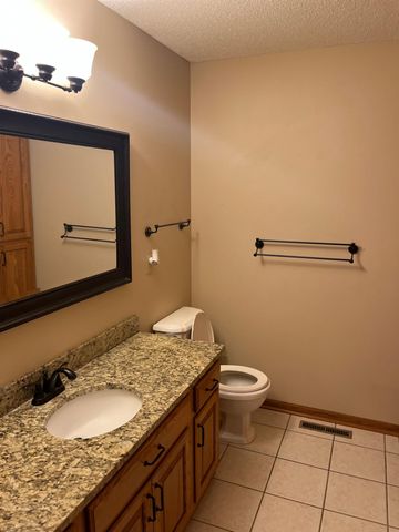 9023 Nantwick Ridge, Brooklyn Park, MN 55443