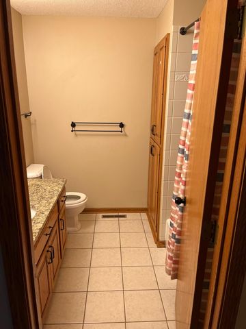 9023 Nantwick Ridge, Brooklyn Park, MN 55443