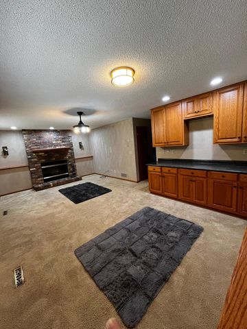 9023 Nantwick Ridge, Brooklyn Park, MN 55443