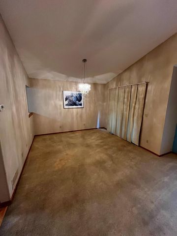 9023 Nantwick Ridge, Brooklyn Park, MN 55443
