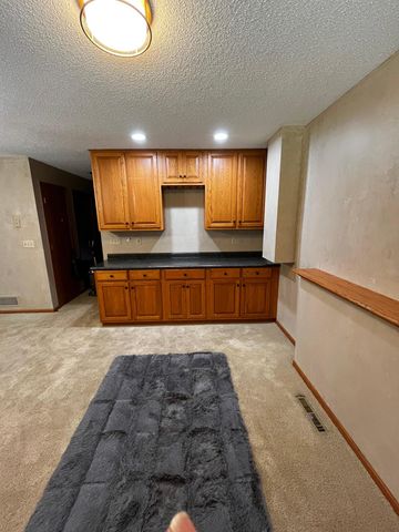 9023 Nantwick Ridge, Brooklyn Park, MN 55443