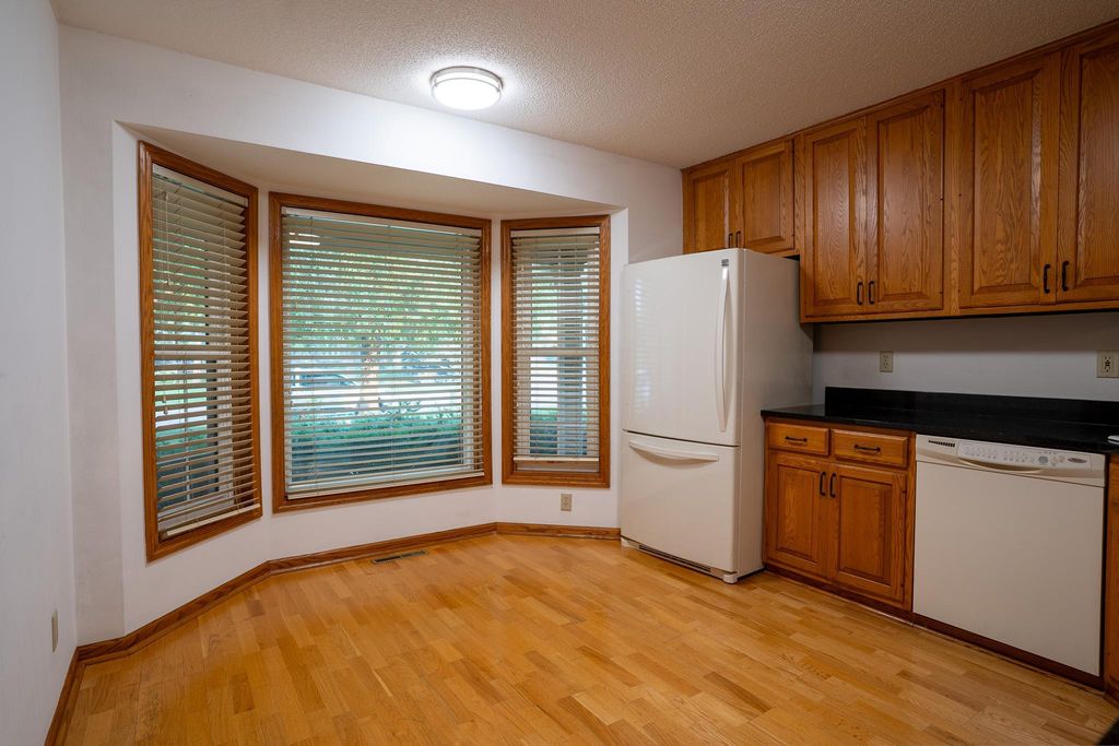 9023 Nantwick Ridge, Brooklyn Park, MN 55443 — photo 5