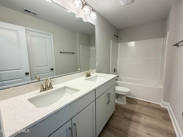 43 N Bandwheel Way, Hampstead, NC 28443