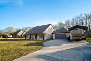 7066 Port Hudson Pride Rd, Zachary, LA 70791