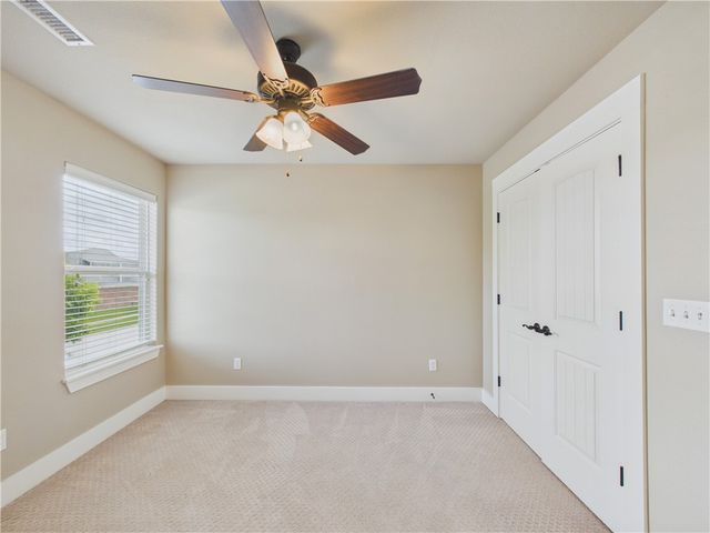676 N Malbec Road, Fayetteville, AR 72704