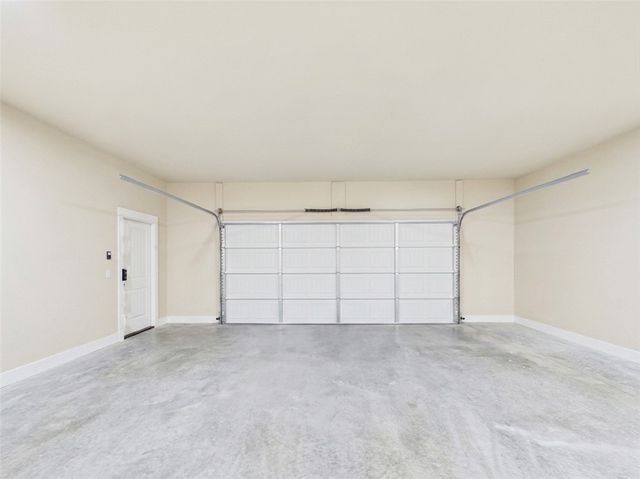 676 N Malbec Road, Fayetteville, AR 72704