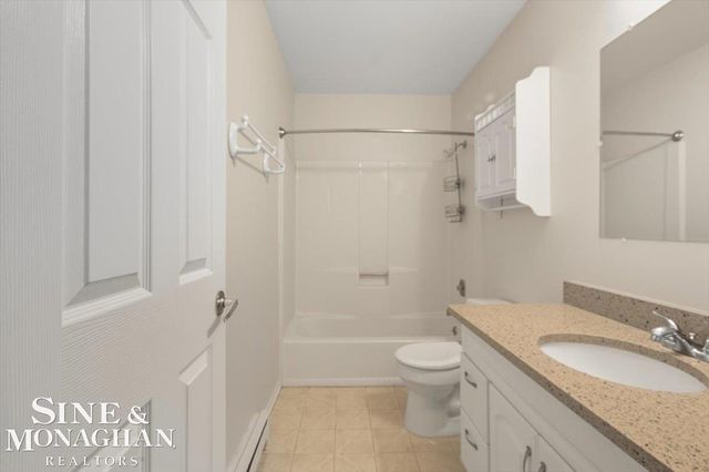 1875 C-12 Michigan Avenue, Marysville, MI 48040