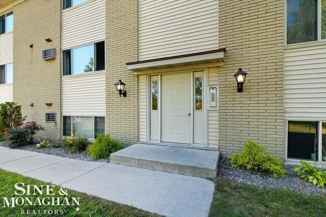 1875 C-12 Michigan Avenue, Marysville, MI 48040