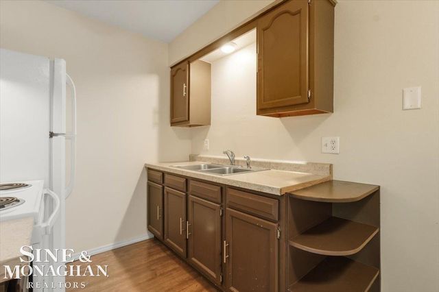 1875 C-12 Michigan Avenue, Marysville, MI 48040