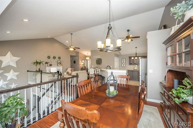 736 Emerald Oaks Court, Eureka, MO 63025