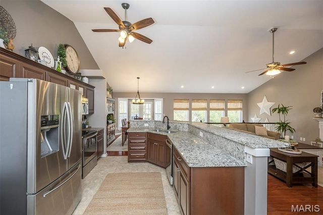 736 Emerald Oaks Court, Eureka, MO 63025