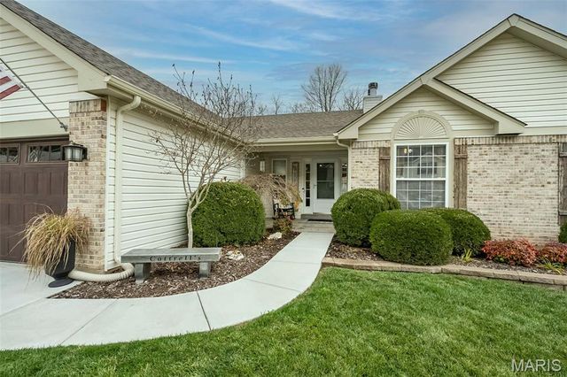 736 Emerald Oaks Court, Eureka, MO 63025