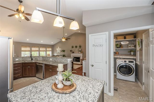 736 Emerald Oaks Court, Eureka, MO 63025