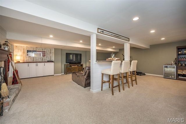 736 Emerald Oaks Court, Eureka, MO 63025