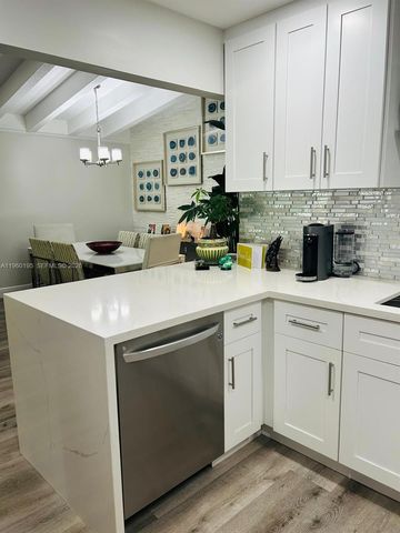 7039 SW 115th Pl C27, Miami, FL 33173