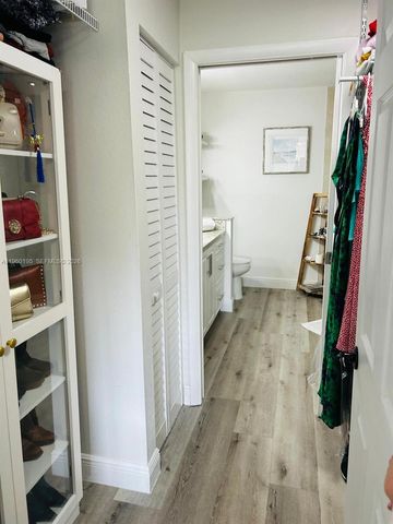 7039 SW 115th Pl C27, Miami, FL 33173