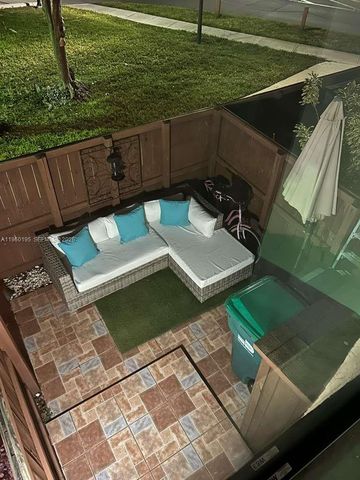 7039 SW 115th Pl C27, Miami, FL 33173