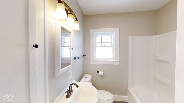 27 Beechgrove Avenue, Batesville, IN 47006